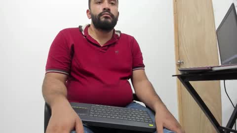 Tommy online show from November 6, 2:45 am