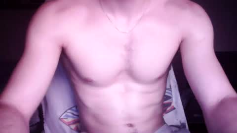 Snapshot of big_die chatting on August 3, 4:55 pm big_die online show from August 3, 4:55 pm