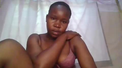 Snapshot of big_diva chatting on February 8, 3:10 pm big_diva online show from February 8, 3:10 pm