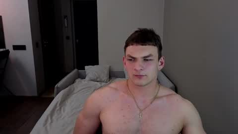 Snapshot of big_rock_edward chatting on May 12, 7:33 pm edward online show from May 12, 7:33 pm