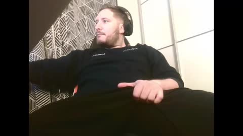 bigbroly88 online show from February 15, 3:42 am