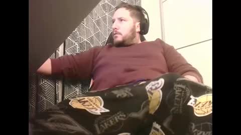 bigbroly88 online show from February 28, 6:10 am