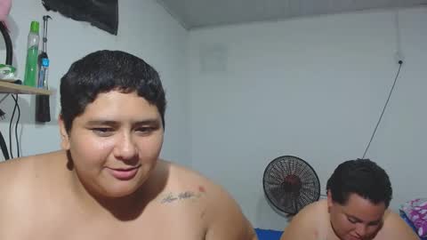 Snapshot of big_small_horny chatting on February 4, 12:19 am Milena And Luz online show from February 4, 12:19 am