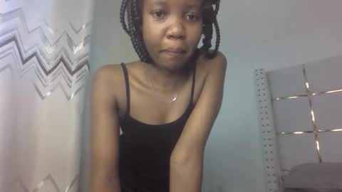 Snapshot of bigbaby004 chatting on October 6, 10:56 am bigbaby004 online show from October 6, 10:56 am