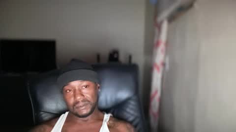 Snapshot of bigbackwoodcali chatting on November 10, 8:35 am bigbackwoodcali online show from November 10, 8:35 am