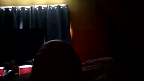 Snapshot of bigbea109490 chatting on March 8, 3:05 pm bigbea109490 online show from March 8, 3:05 pm