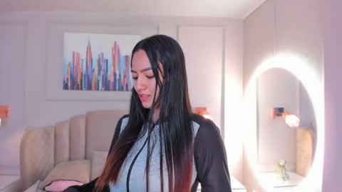   online show from January 18, 10:17 am