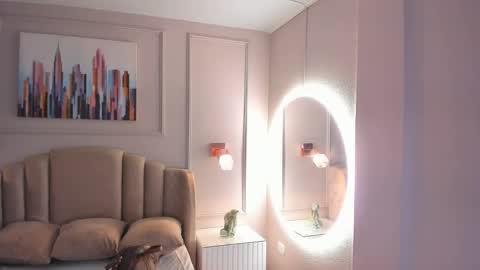   online show from January 26, 10:02 am