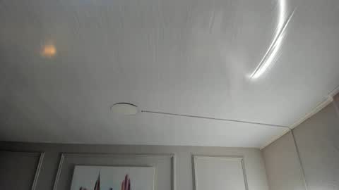   online show from September 28, 10:09 am