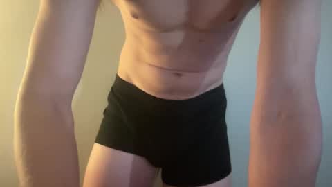 Snapshot of bigbootybrow chatting on March 12, 4:46 pm brow online show from March 12, 4:46 pm