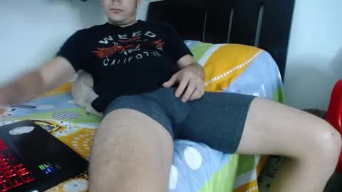 Snapshot of bigbosscol chatting on March 18, 9:45 am bigbosscol online show from March 18, 9:45 am