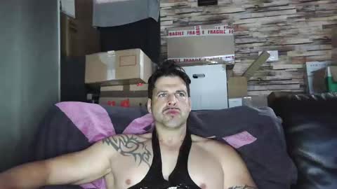 Bigboyband online show from April 15, 6:53 am