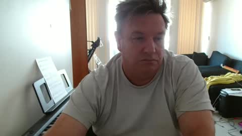 bigboybenny176 online show from April 18, 3:43 am