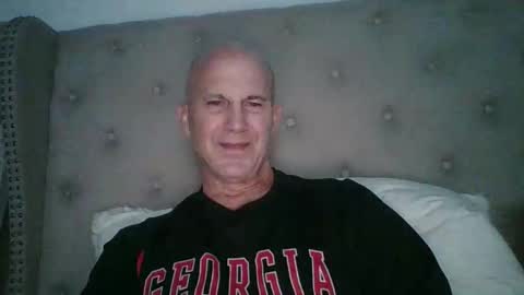 bigbravo337 online show from November 16, 3:45 am