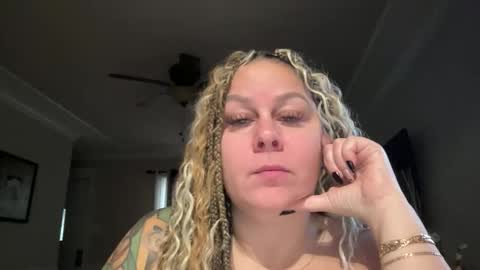 BIG BREAST SABRINA online show from March 17, 1:36 pm