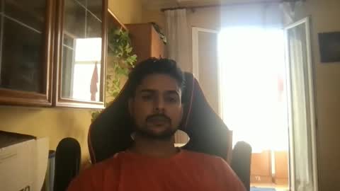 Snapshot of bigbrown_boy chatting on October 16, 1:34 pm bigbrown_boy online show from October 16, 1:34 pm