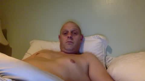 Snapshot of bigbumlover2377 chatting on January 25, 9:57 pm bigbumlover2377 online show from January 25, 9:57 pm