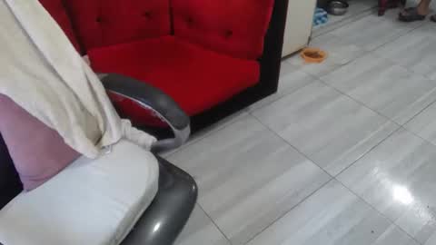 bigcock_hair online show from December 5, 6:04 pm