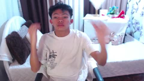 bigcock_kerbzz online show from April 4, 7:28 am