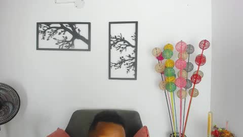 sexy muscle online show from February 10, 11:25 am