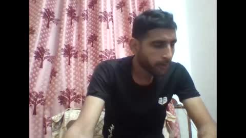 Snapshot of bigcockboy2580 chatting on December 28, 5:46 pm akash online show from December 28, 5:46 pm