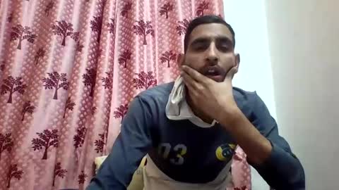 Snapshot of bigcockboy2580 chatting on December 31, 4:57 pm akash online show from December 31, 4:57 pm