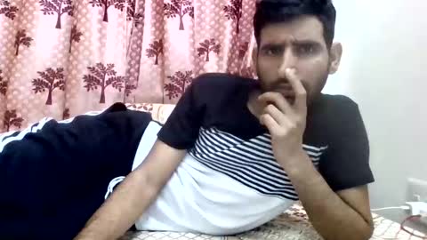 akash online show from November 7, 8:25 am