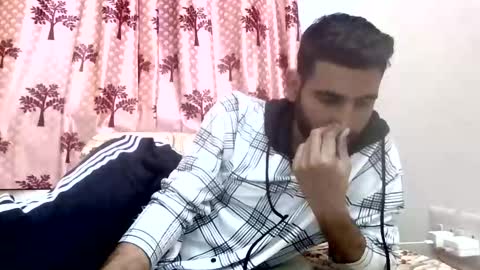 akash online show from November 27, 8:49 am