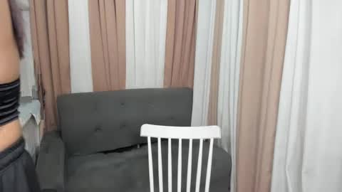 SUCK ME TILL I EXPLODE online show from March 3, 12:04 am