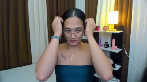 SUCK ME TILL I EXPLODE online show from October 26, 1:17 pm