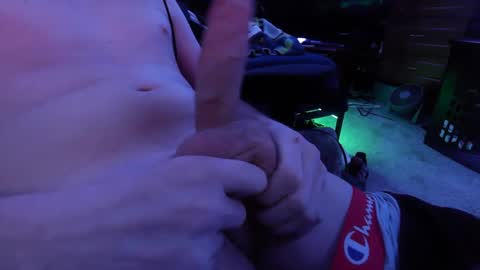 Snapshot of bigcockness12 chatting on December 10, 7:05 am v1rg1ncock online show from December 10, 7:05 am