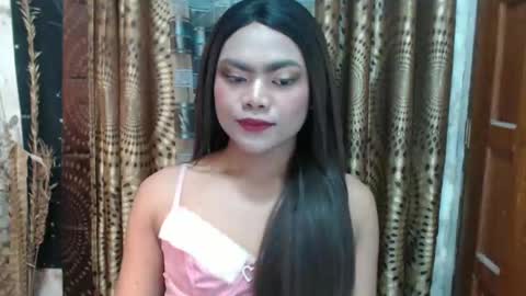 Snapshot of bigcockoncum chatting on December 4, 12:36 pm Chloe online show from December 4, 12:36 pm