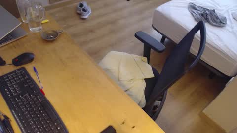 bigcok35spain online show from September 16, 9:10 am