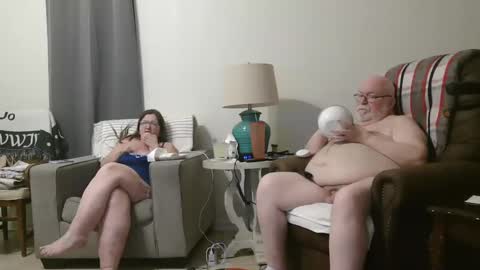 Snapshot of bigcraig123 chatting on December 20, 11:16 pm Craig online show from December 20, 11:16 pm