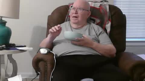 Snapshot of bigcraig123 chatting on October 4, 12:03 pm Craig online show from October 4, 12:03 pm