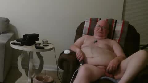 Snapshot of bigcraig123 chatting on October 20, 10:49 am Craig online show from October 20, 10:49 am
