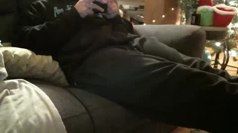 Snapshot of bigcumcanada chatting on January 2, 2:22 am bg online show from January 2, 2:22 am