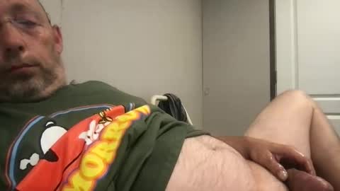 Snapshot of bigdaddydelight chatting on May 14, 6:15 pm bigdaddydelight online show from May 14, 6:15 pm