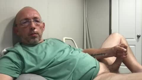 Snapshot of bigdaddydelight chatting on June 3, 10:48 pm bigdaddydelight online show from June 3, 10:48 pm