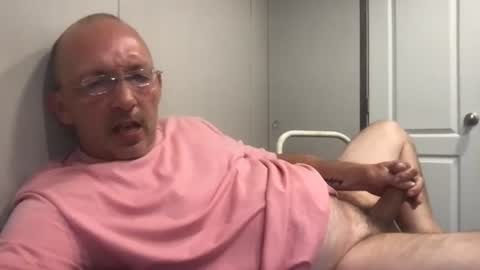 Snapshot of bigdaddydelight chatting on June 12, 5:23 pm bigdaddydelight online show from June 12, 5:23 pm