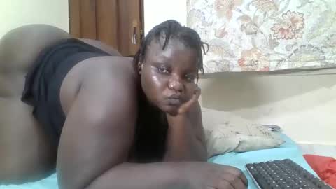 Snapshot of bigdarkass chatting on May 15, 6:15 pm VIOLET online show from May 15, 6:15 pm
