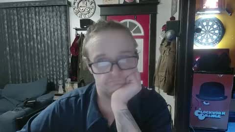 Snapshot of bigdbrillion chatting on February 24, 8:38 am Darryl online show from February 24, 8:38 am