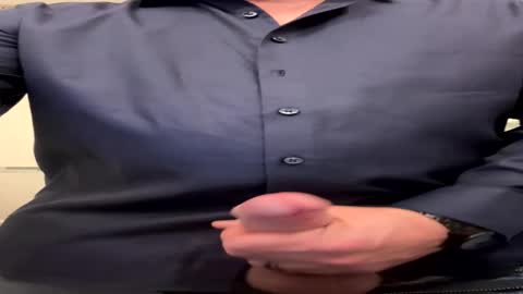 Snapshot of bigdick3981 chatting on April 16, 11:51 pm bigdick3981 online show from April 16, 11:51 pm