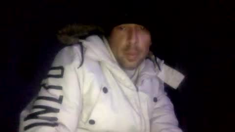 Snapshot of bigdickdangles472924 chatting on February 23, 12:41 am bigdickdangles472924 online show from February 23, 12:41 am