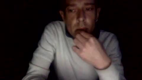 Snapshot of bigdickdangles472924 chatting on February 25, 12:42 am bigdickdangles472924 online show from February 25, 12:42 am