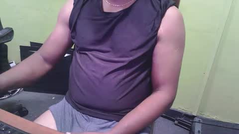 Snapshot of bigdickguyaux chatting on May 11, 6:38 pm bigdickguyaux online show from May 11, 6:38 pm