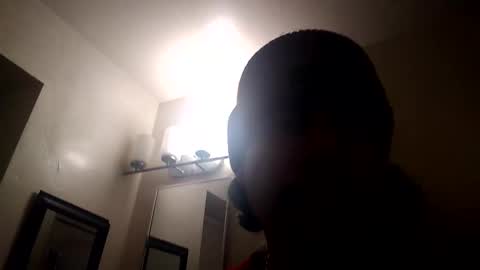 Snapshot of bigdickisaac520 chatting on May 18, 9:31 pm BigdickIsaac520 online show from May 18, 9:31 pm