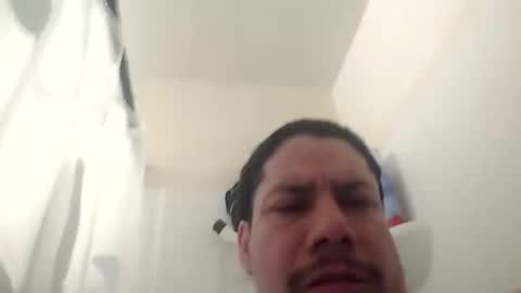 Snapshot of bigdickisaac520 chatting on May 21, 1:45 am BigdickIsaac520 online show from May 21, 1:45 am