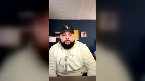 Snapshot of bigdickrican94 chatting on February 18, 9:33 pm bigdickrican94 online show from February 18, 9:33 pm