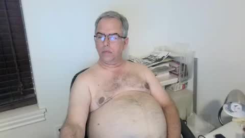 Snapshot of bigdylan17 chatting on February 3, 6:13 am Dylan 56 Taleah 53 online show from February 3, 6:13 am